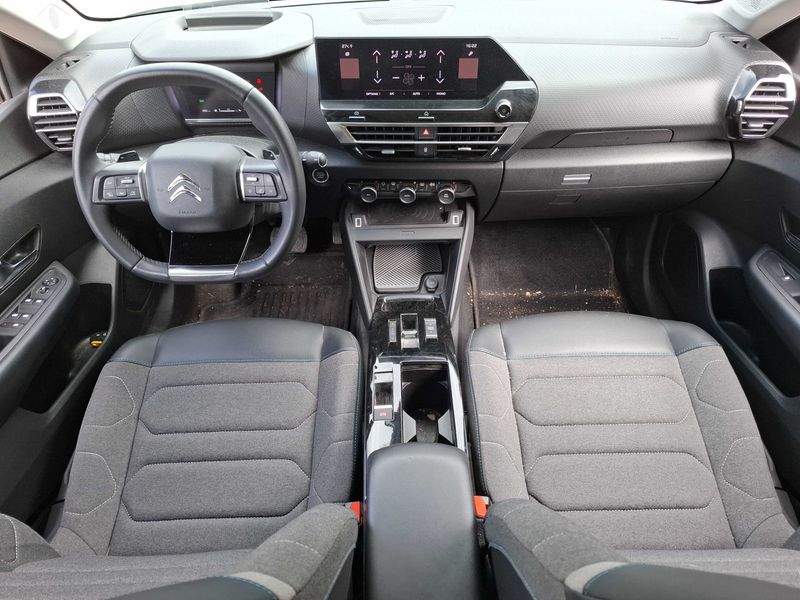 Citroen C4 1.2 PureTech Feel Pack — zdjęcie 11