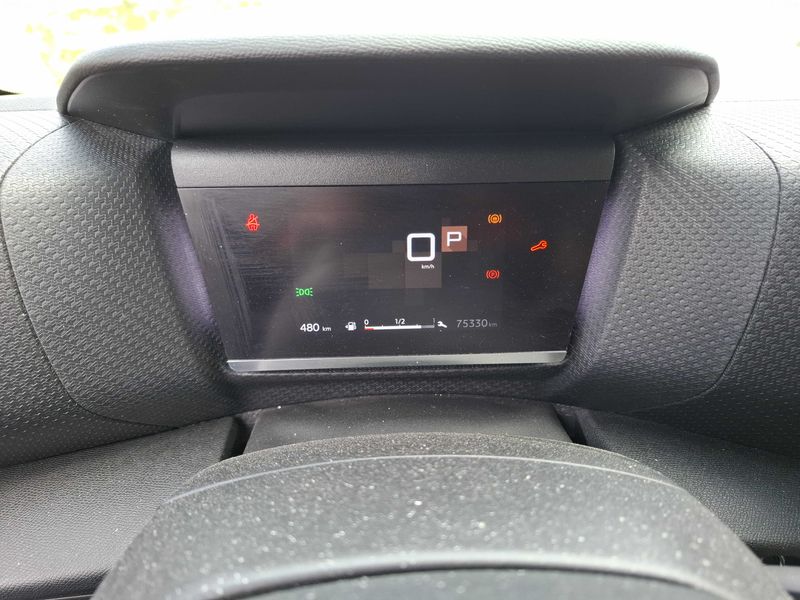 Citroen C4 1.2 PureTech Feel Pack — zdjęcie 12