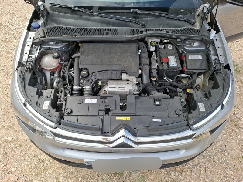 Citroen C4 1.2 PureTech Feel Pack — zdjęcie 8