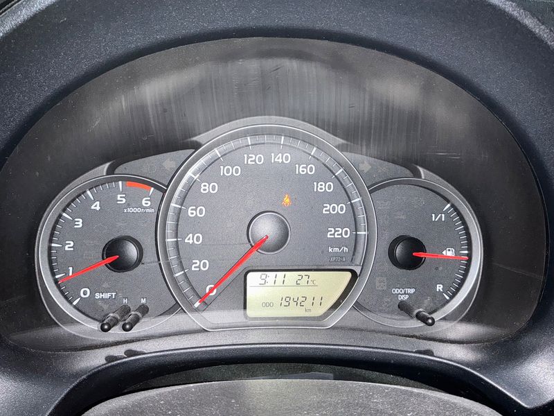 Toyota Yaris 1.4 D-4D Style — zdjęcie 13
