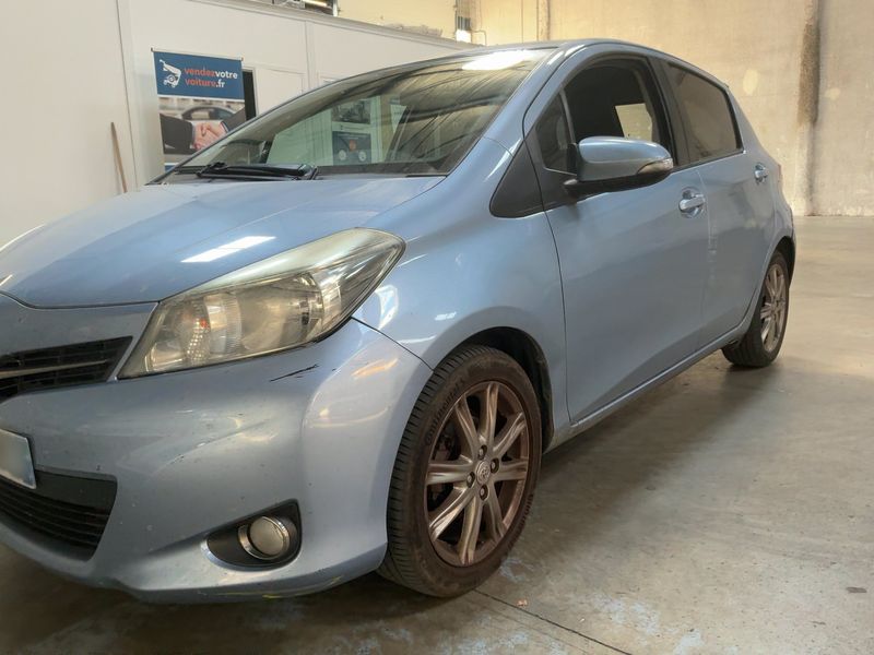 Toyota Yaris 1.4 D-4D Style — zdjęcie 2