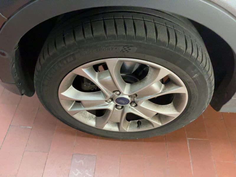 Ford Kuga 1.5 EcoBoost Titanium 2015 – снимка 3