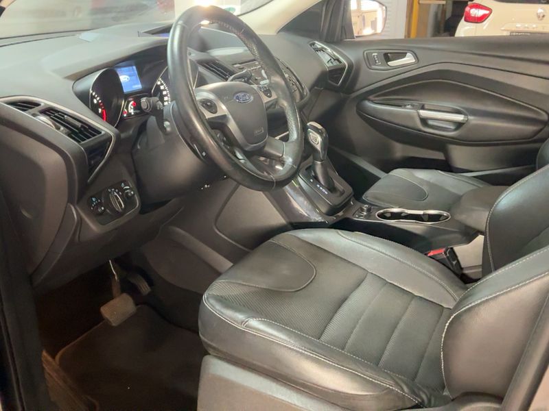 Ford Kuga 1.5 EcoBoost Titanium 2015 – снимка 17