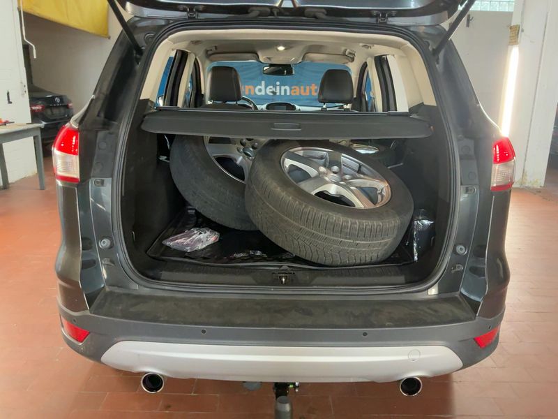 Ford Kuga 1.5 EcoBoost Titanium 2015 – снимка 16