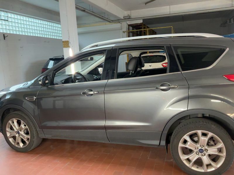 Ford Kuga 1.5 EcoBoost Titanium 2015 – снимка 4