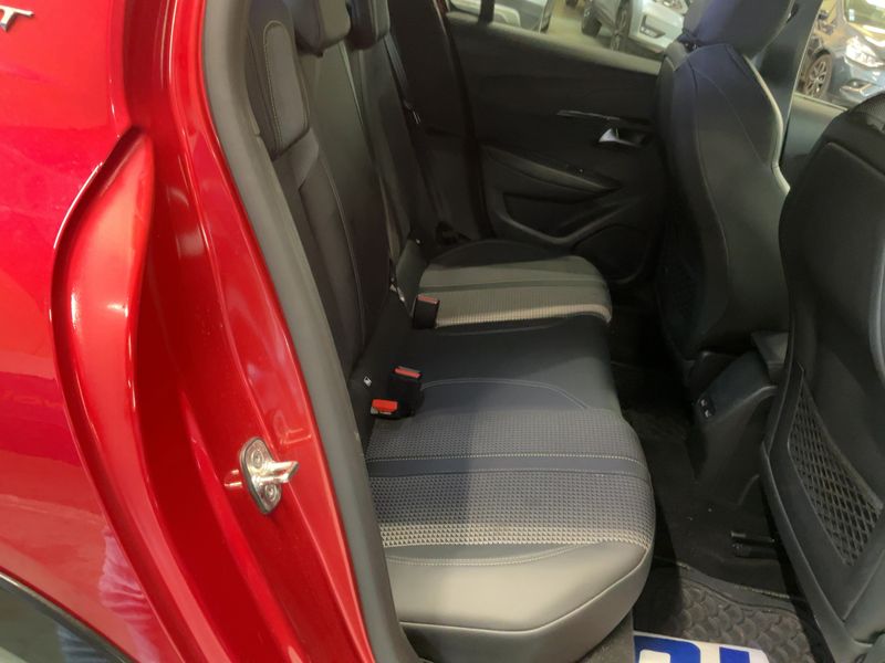 Peugeot 208 1.2 PureTech GT — zdjęcie 14