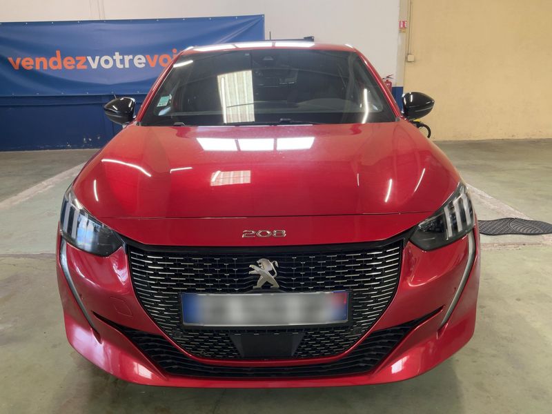 Peugeot 208 1.2 PureTech GT — zdjęcie 9
