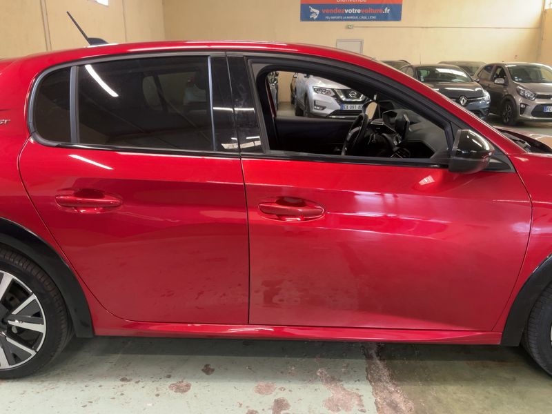 Peugeot 208 1.2 PureTech GT — zdjęcie 7