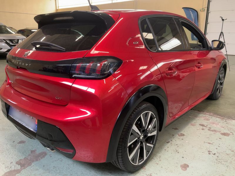 Peugeot 208 1.2 PureTech GT — zdjęcie 6