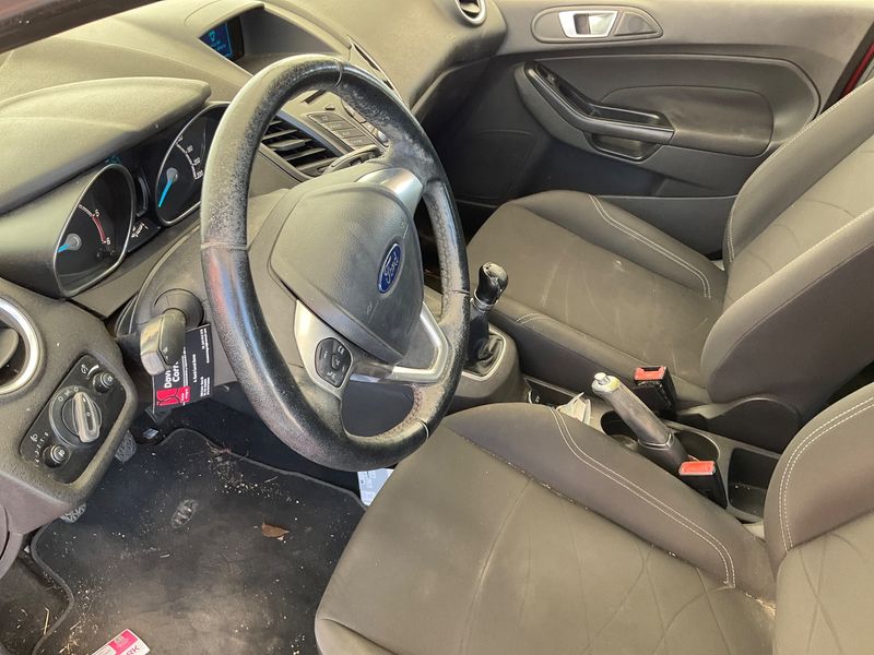 Ford Fiesta 1.5 TDCi Trend 2015 – снимка 25