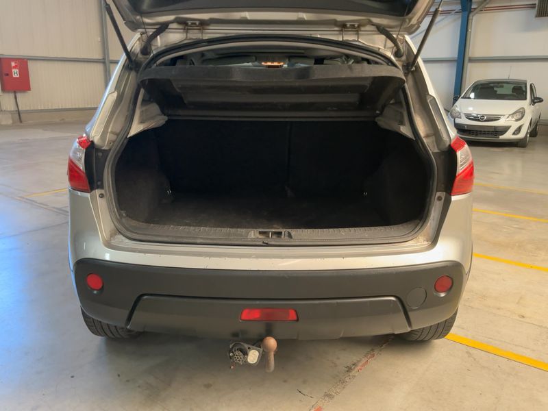 Nissan Qashqai 1.6 dCi Tekna — zdjęcie 10