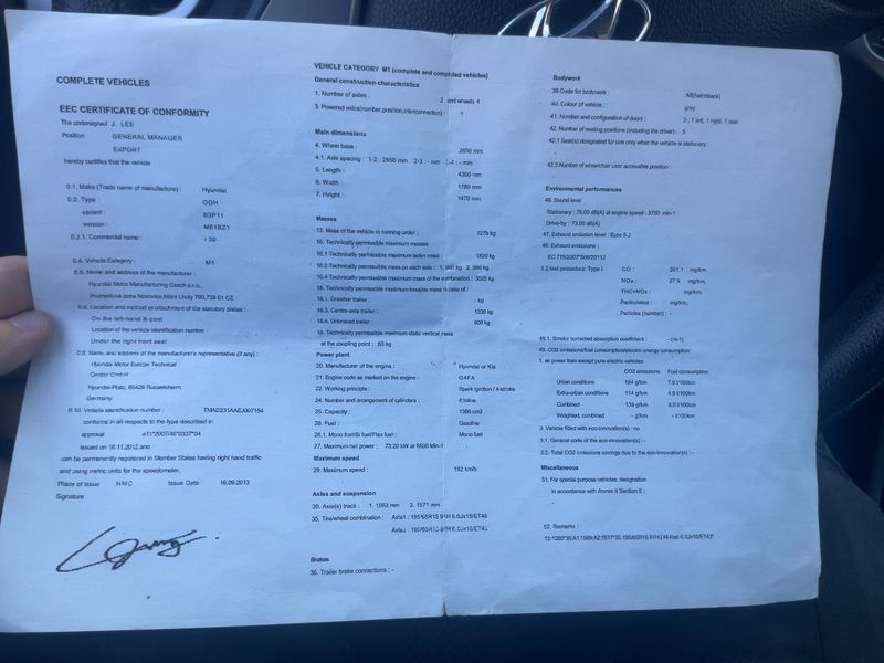 Hyundai i30 1.4 — zdjęcie 16