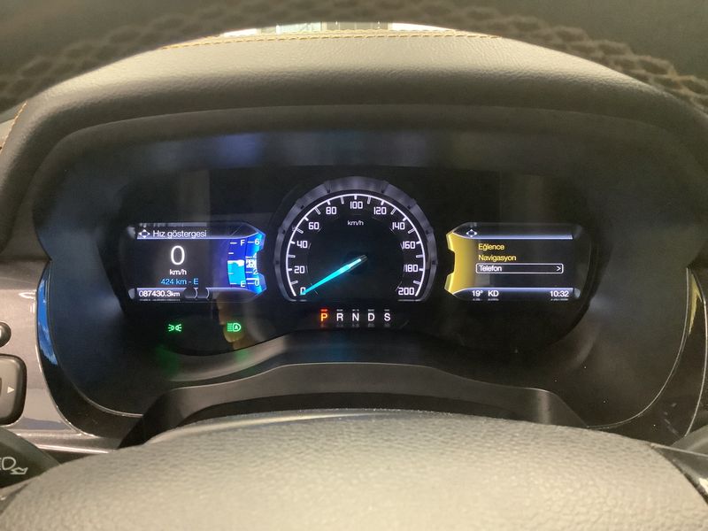 Ford Ranger 2.0 TDCi Doppelkabine 4x4 Wildtrak — zdjęcie 13
