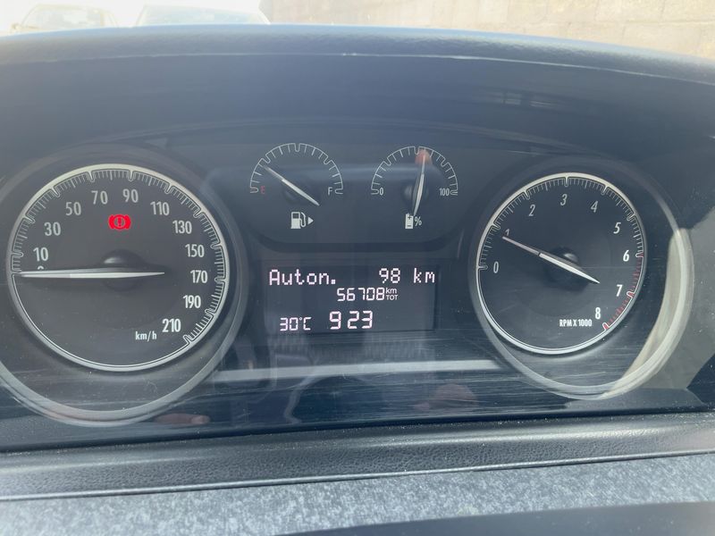 Lancia Ypsilon 1.0 Mild-Hybrid Silver — zdjęcie 13