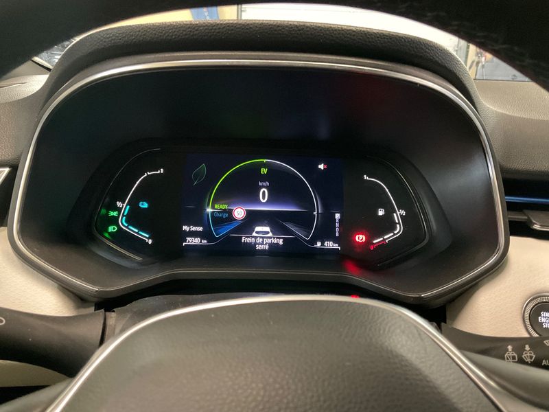Renault Clio 1.6 Hybrid E-Tech Premiere Edition — zdjęcie 13