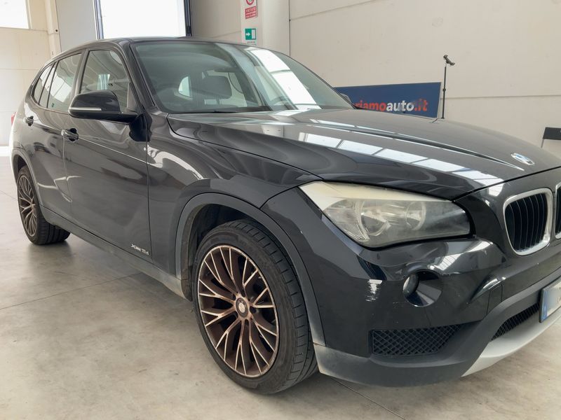 BMW X1 xDrive 18d — zdjęcie 8