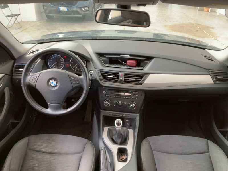BMW X1 xDrive 18d — zdjęcie 12