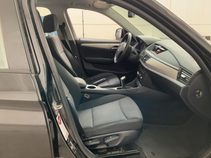 BMW X1 xDrive 18d — zdjęcie 11