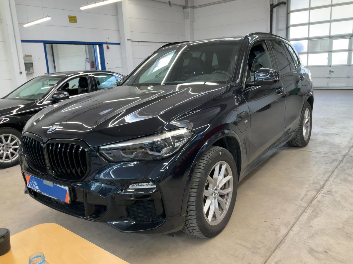 BMW X5 2020 — photo 1
