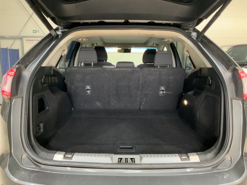 Ford Edge 2.0 TDCi Bi-Turbo Titanium 4x4 — zdjęcie 10
