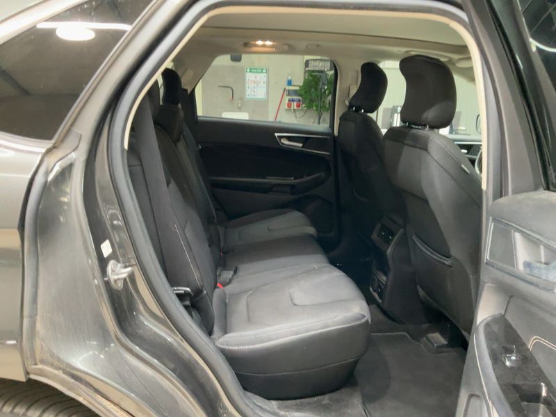 Ford Edge 2.0 TDCi Bi-Turbo Titanium 4x4 — zdjęcie 14
