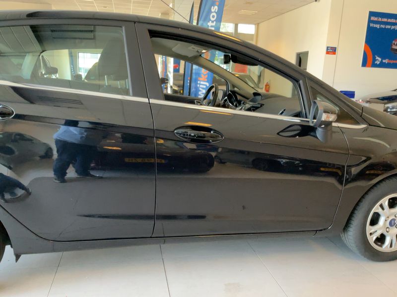 Ford Fiesta 1.5 TDCi Titanium 2015 – снимка 10