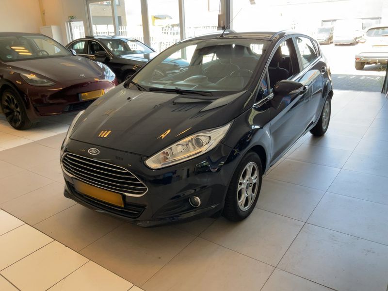 Ford Fiesta 1.5 TDCi Titanium 2015 – снимка 1