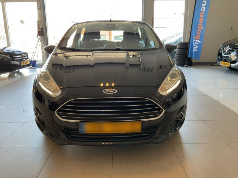 Ford Fiesta 1.5 TDCi Titanium 2015 – снимка 14