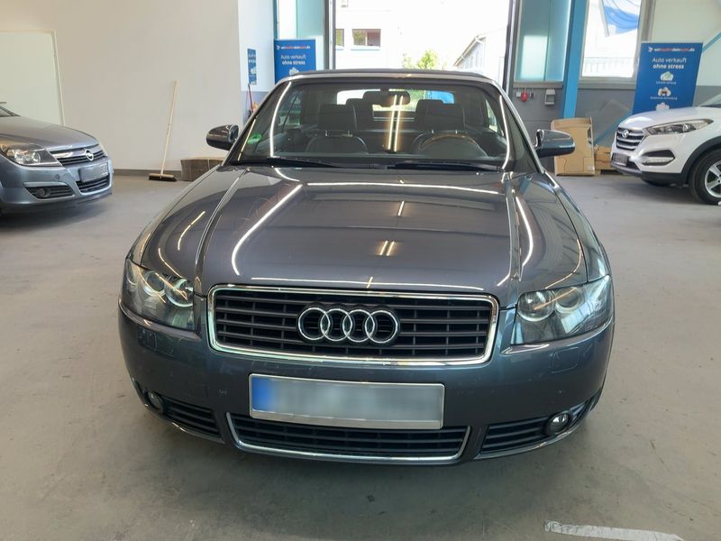 Audi A4 2.4 V6 — zdjęcie 9