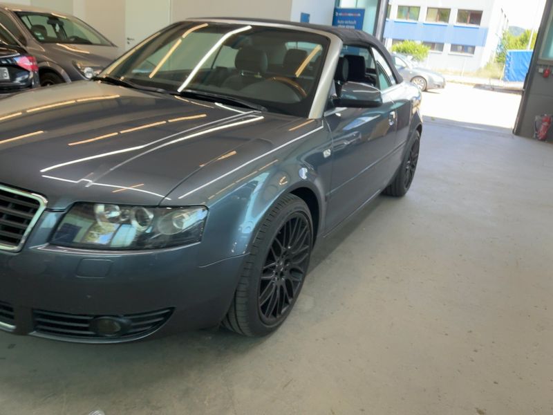 Audi A4 2.4 V6 — zdjęcie 2