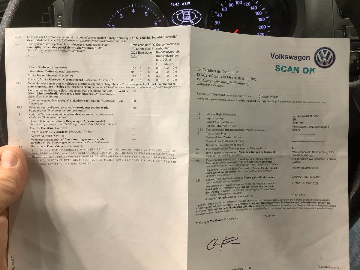 Volkswagen Polo 1.2 TSI A-Polo Plus BMT