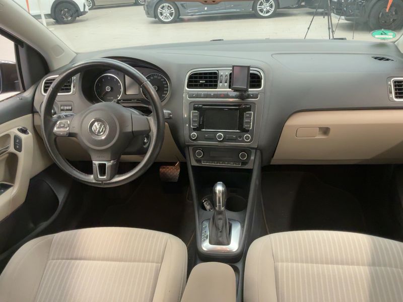 Volkswagen Polo 1.2 TSI Highline — zdjęcie 12