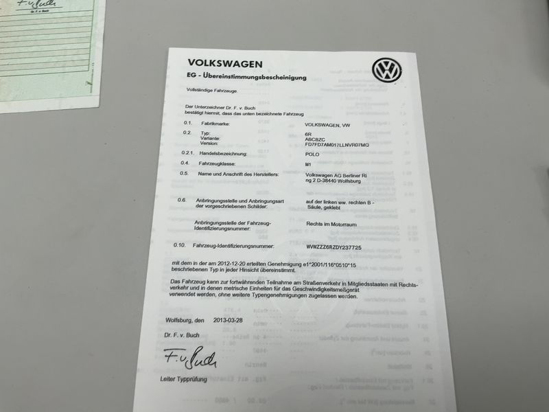 Volkswagen Polo 1.2 TSI Highline — zdjęcie 16