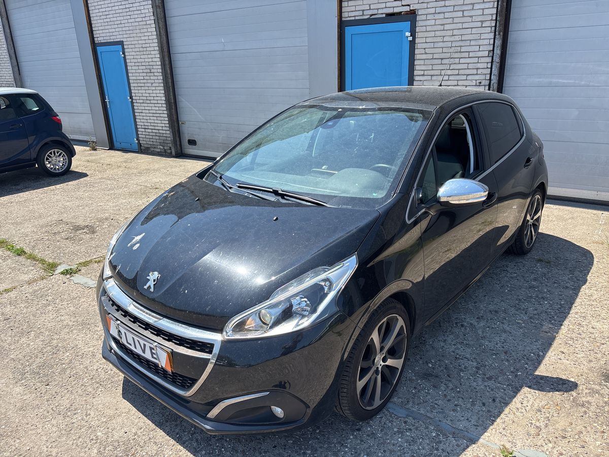 Peugeot 208 2016