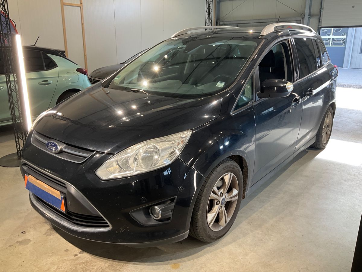 Ford Grand 2013