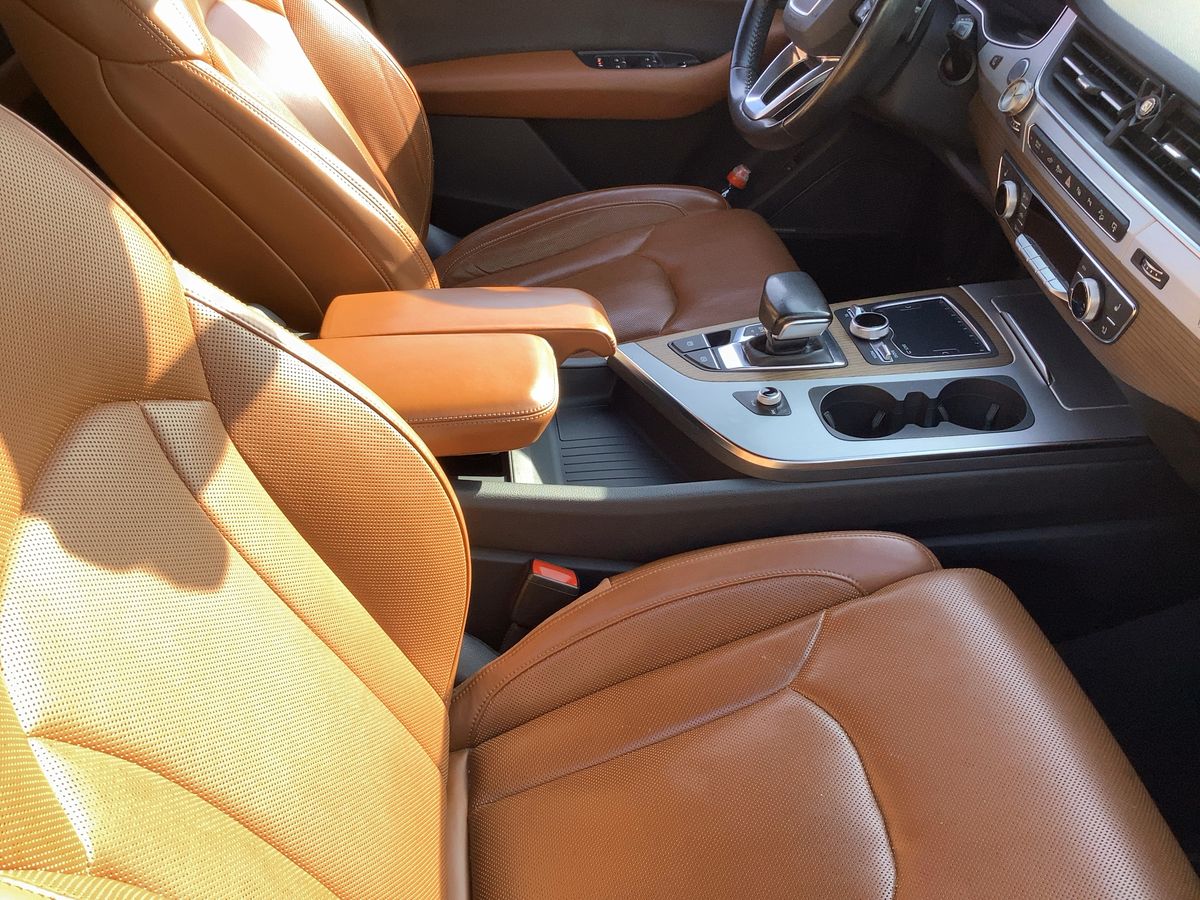 Audi Q7 2017 — photo 18