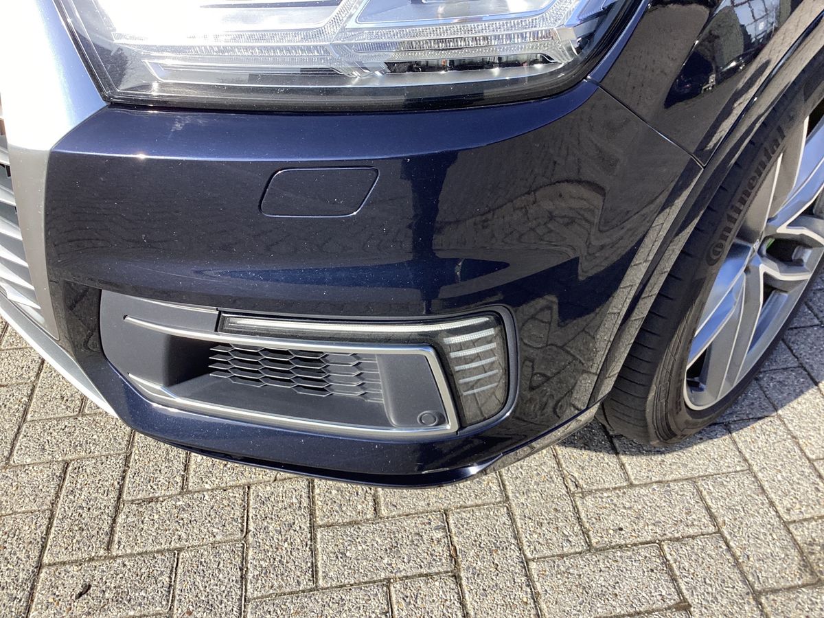 Audi Q7 2017 — photo 38
