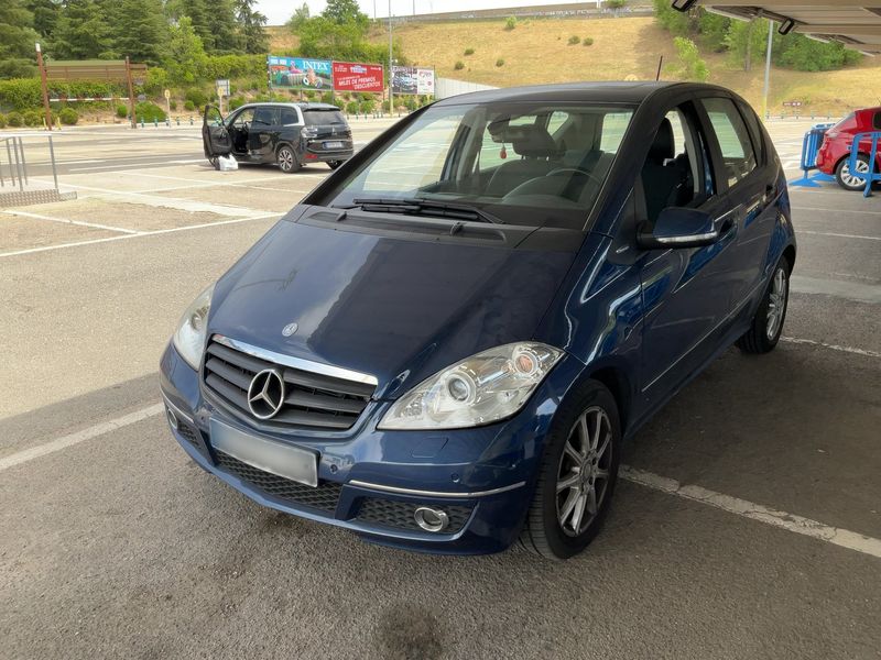 Mercedes-Benz A-Klasse A 180 CDI Special Edition Avantgarde — zdjęcie 1