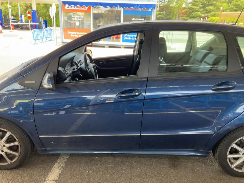 Mercedes-Benz A-Klasse A 180 CDI Special Edition Avantgarde — zdjęcie 4