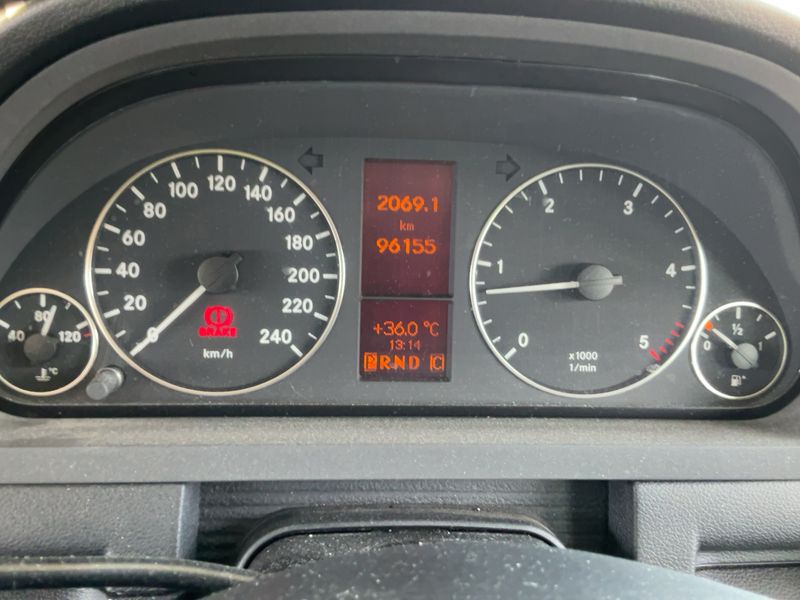 Mercedes-Benz A-Klasse A 180 CDI Special Edition Avantgarde — zdjęcie 13