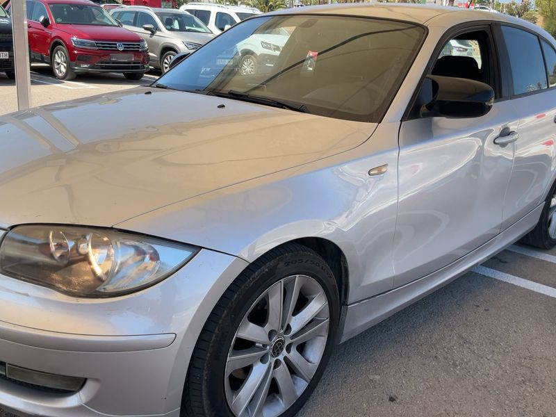 BMW 1er 116d 2010 – снимка 2