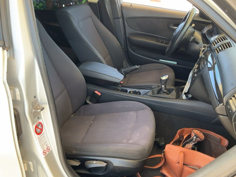 BMW 1er 116d 2010 – снимка 16