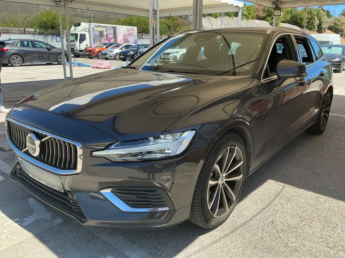 Volvo V60 2024