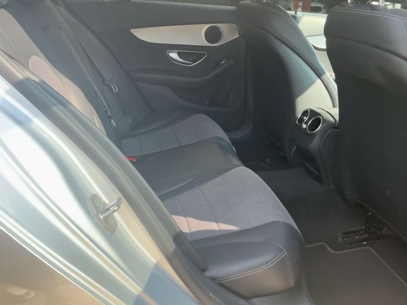 Mercedes-Benz C-Klasse C 200 d T BlueTEC Avantgarde — zdjęcie 14