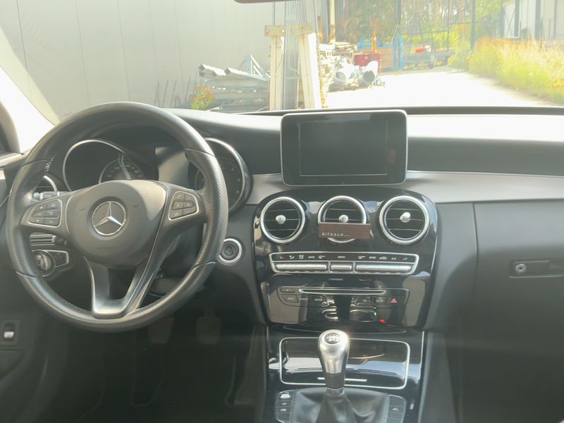 Mercedes-Benz C-Klasse C 200 d T BlueTEC Avantgarde — zdjęcie 12