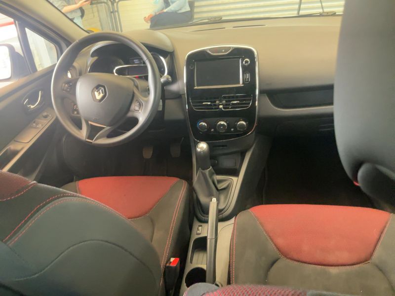 Renault Clio 1.2 Expression 2014 – снимка 17