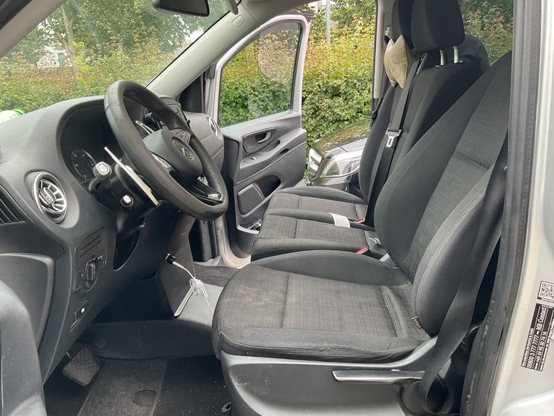 Mercedes-Benz Vito Tourer 116 CDI lang Pro — zdjęcie 11