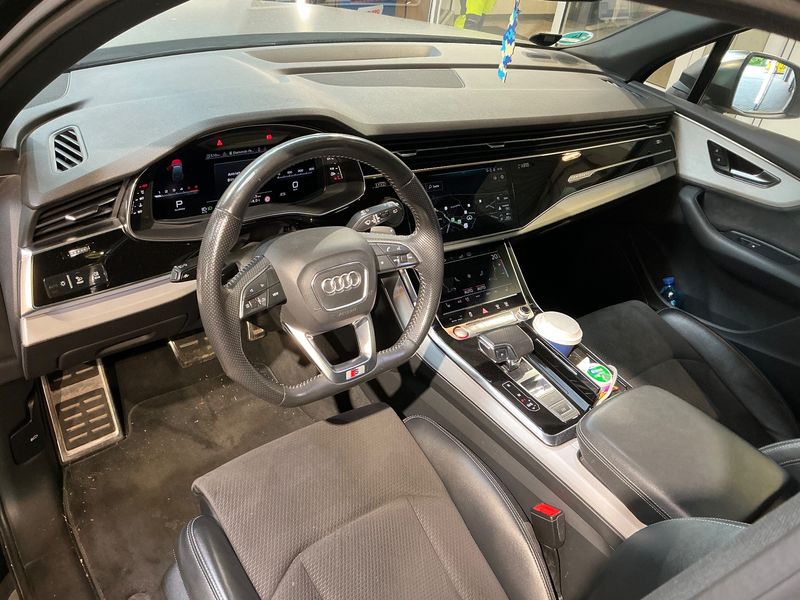 Audi SQ7 4.0 TDI quattro — zdjęcie 12