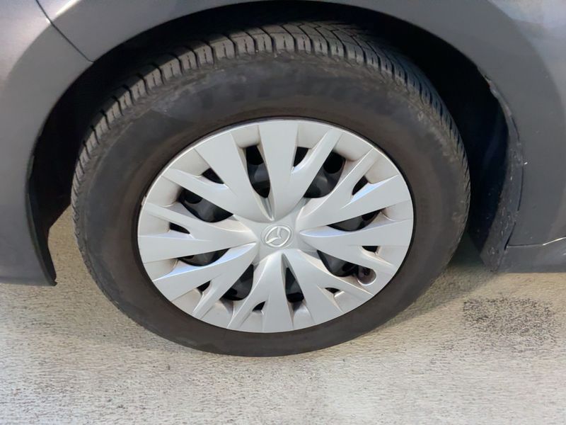 Mazda 2 1.5 Hybrid Pure 2023 – снимка 3