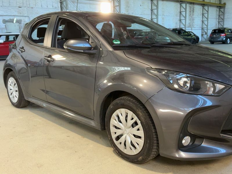Mazda 2 1.5 Hybrid Pure — zdjęcie 8
